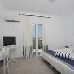 Hotel Iris