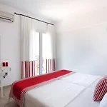 Iris Hotel