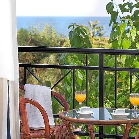 Iris 3* Monemvasia
